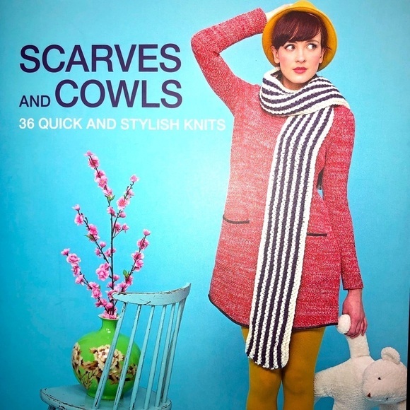NWT Knitting Scarves & Cowls 36 Patterns Project Book Quick & Stylish Knits - Picture 1 of 17